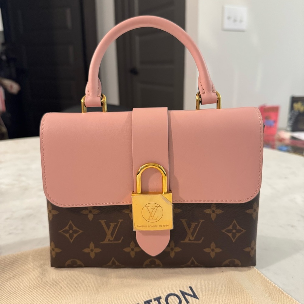 AUTHENTIC LOUIS VUITTON Rose Poudré Locky BB Monogram Top Handle Bag - Brand New